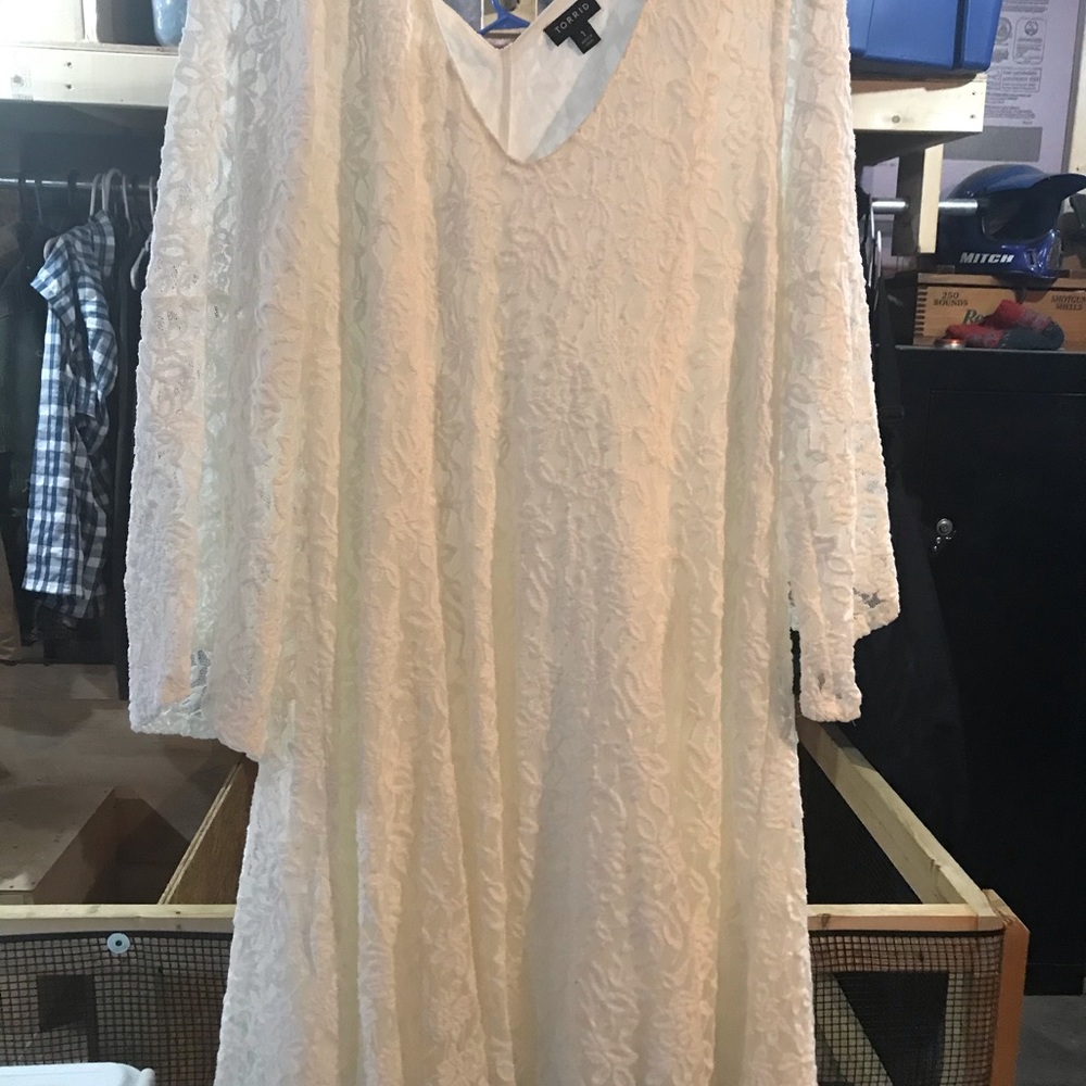 IVORY LACE BELL SLEEVE FLUTED MINI DRESS
